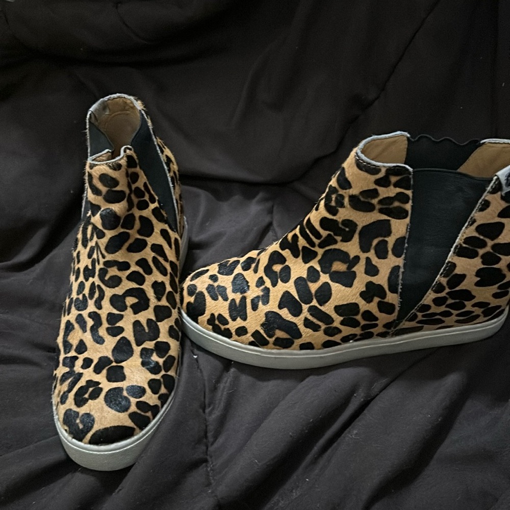 Coconuts by Matisse sneaker wedges